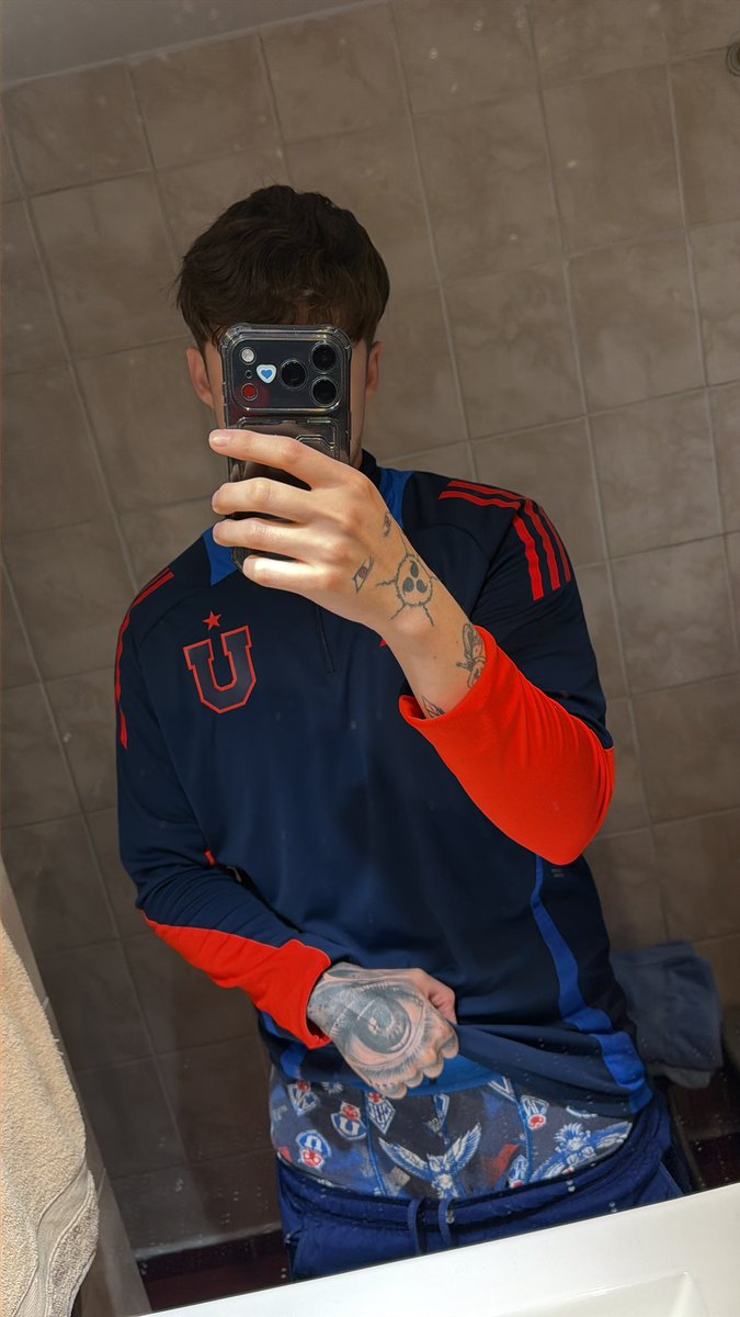 vnbuklvn tweet media