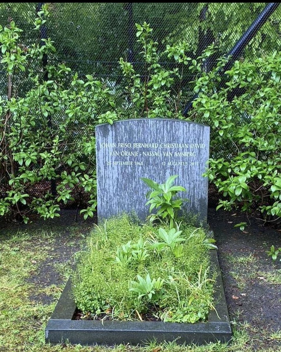 rudebwoay tweet media