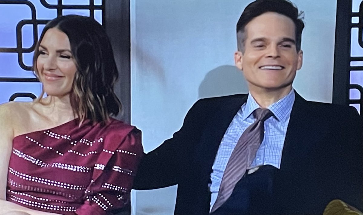 GenoaCityBitch's tweet photo. #Phyliss should also call her old pal #Kevin for help he has gotten her out of trouble π΅βπ«π΅βπ« in the past @youngrestlescbs @Theehendrickson https://t.co/wnOA28sbZj