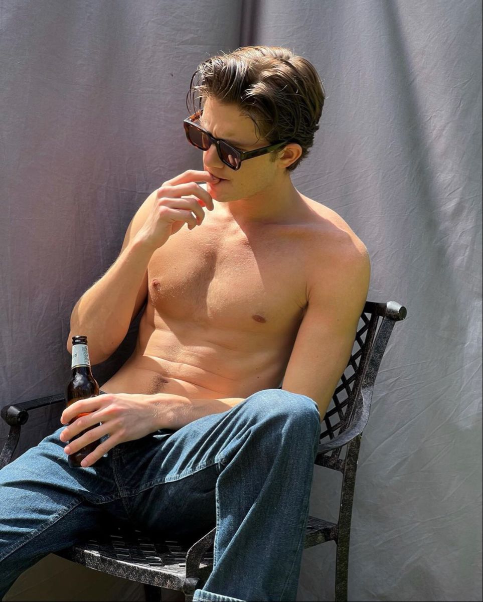 𝑗𝑎𝑠𝑜𝑛 tweet media