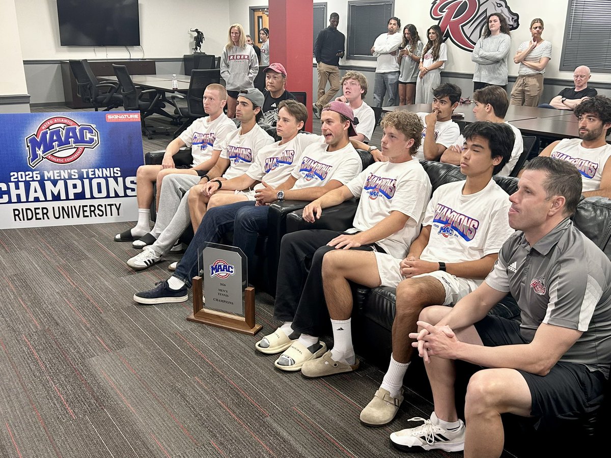 RiderAthletics's tweet photo. The moment when @RiderTennis found out theyβll face #4 Virginia in the first-ever @NCAATennis championship appearance for the Broncs. #MAACTennis π https://t.co/kWij4VV8G3