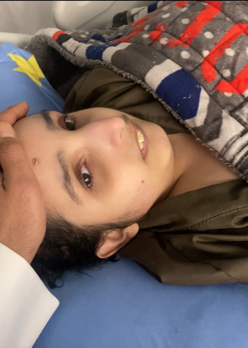 لا تنسو عبدالعزيز من دعاكم فهو بحاجه لدعاء