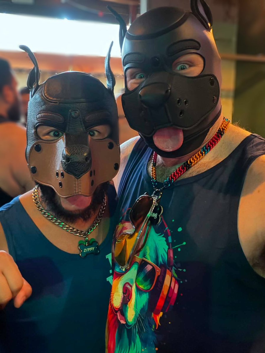 pupzippyxxx's tweet photo. Playfully, charming, and strong, it was so nice to get to finally meet and get uppies from this #musclepup @thepuprascal during they’re Seattle weekend visit out at the
#southseattlebearsocial.
#pupplay #gaypup #leatherpup https://t.co/de5luTA5SO