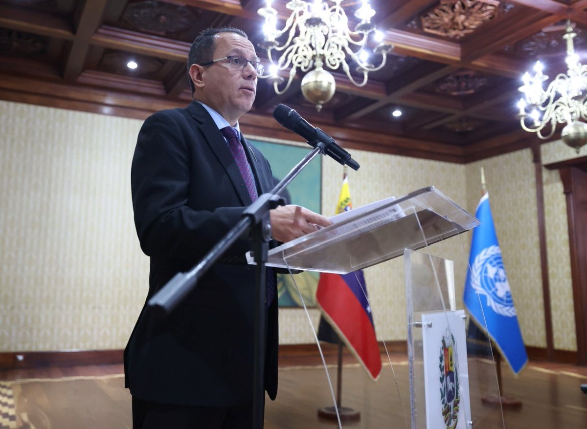 Min. del P.P. para Relaciones Exteriores tweet media