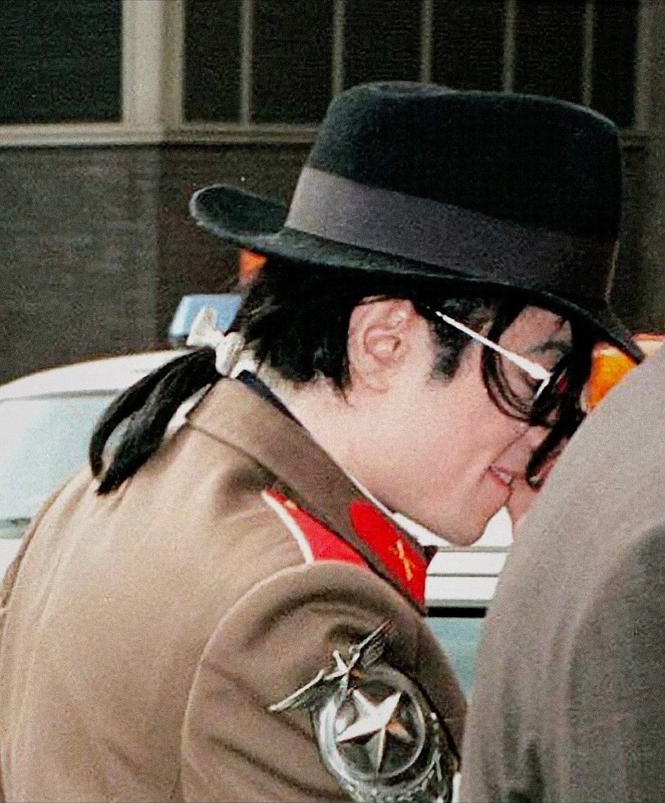 daily bambichael tweet media