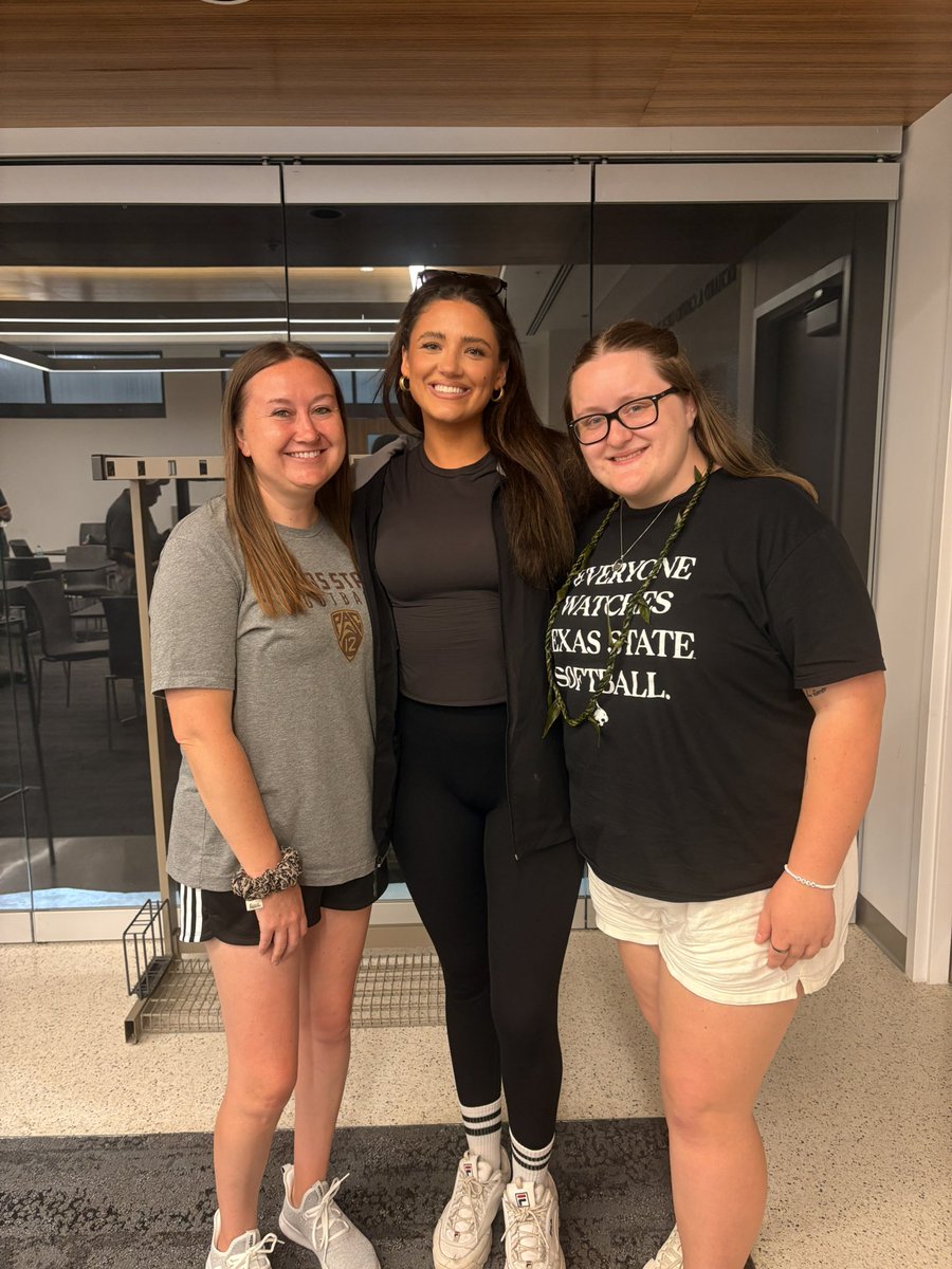 Megan Webb tweet media