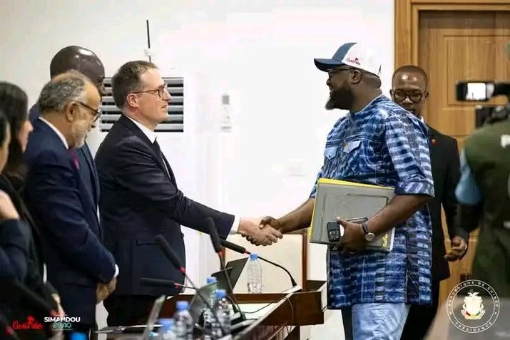 daye_med's tweet image. 🇬🇳#Simandou2040 #program:The Minister Director of cabinet of the presidency Excellency Mr Djiba Diakité Ministre @djisanfina .