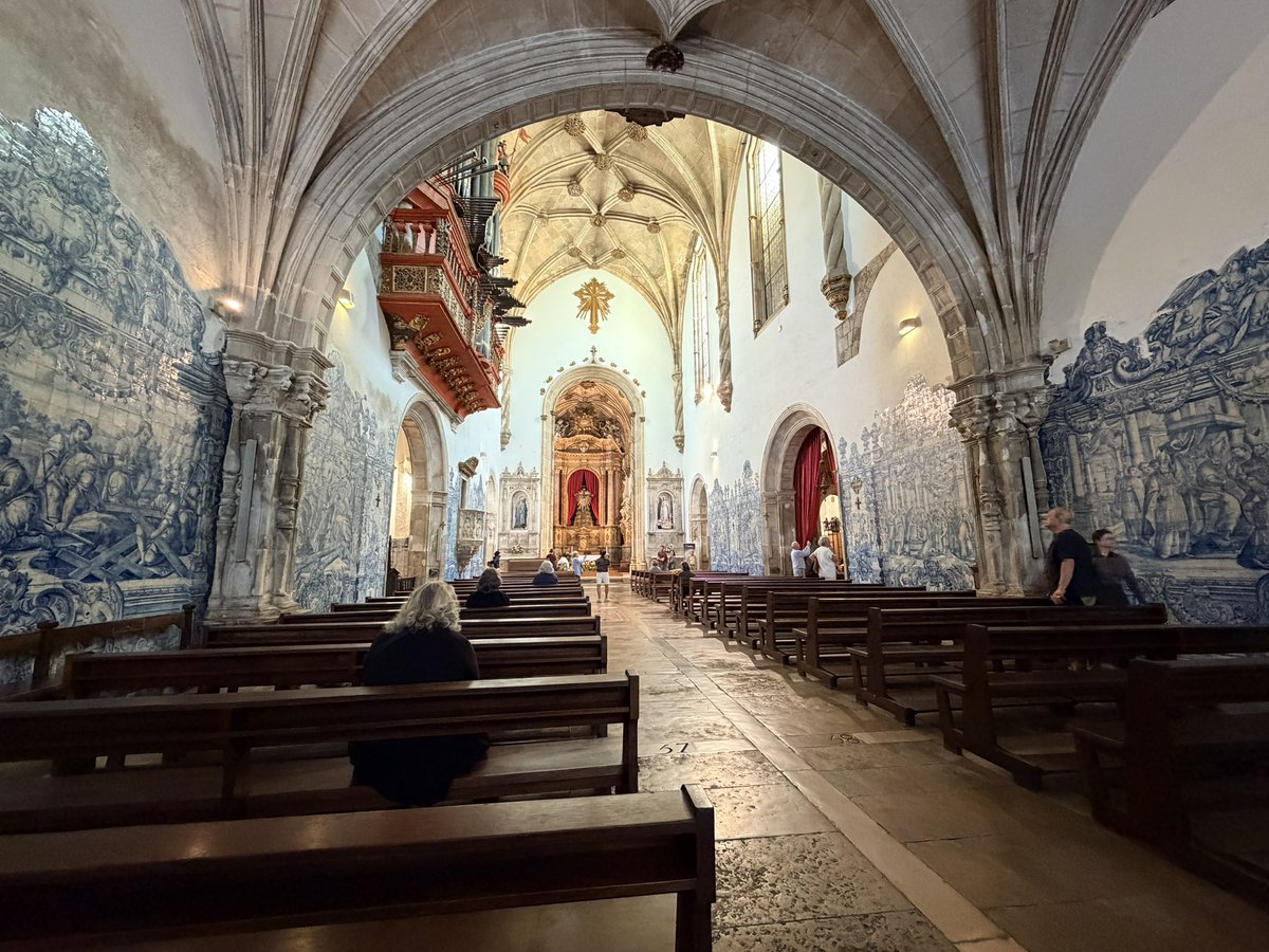 JoseCarloVelazq's tweet image. #Coimbra 3