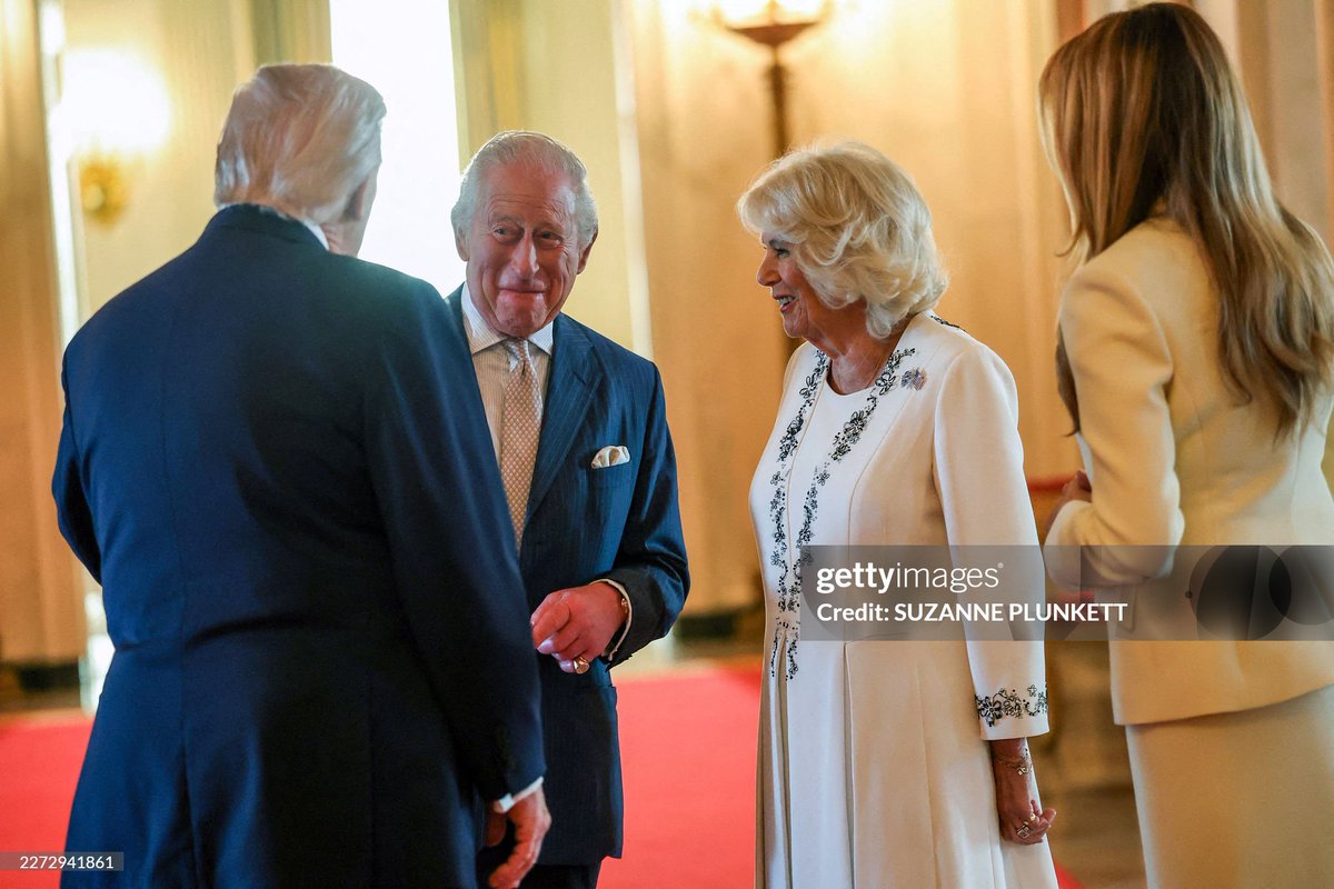 nocontxtcamilla's tweet image. #TheseTwo