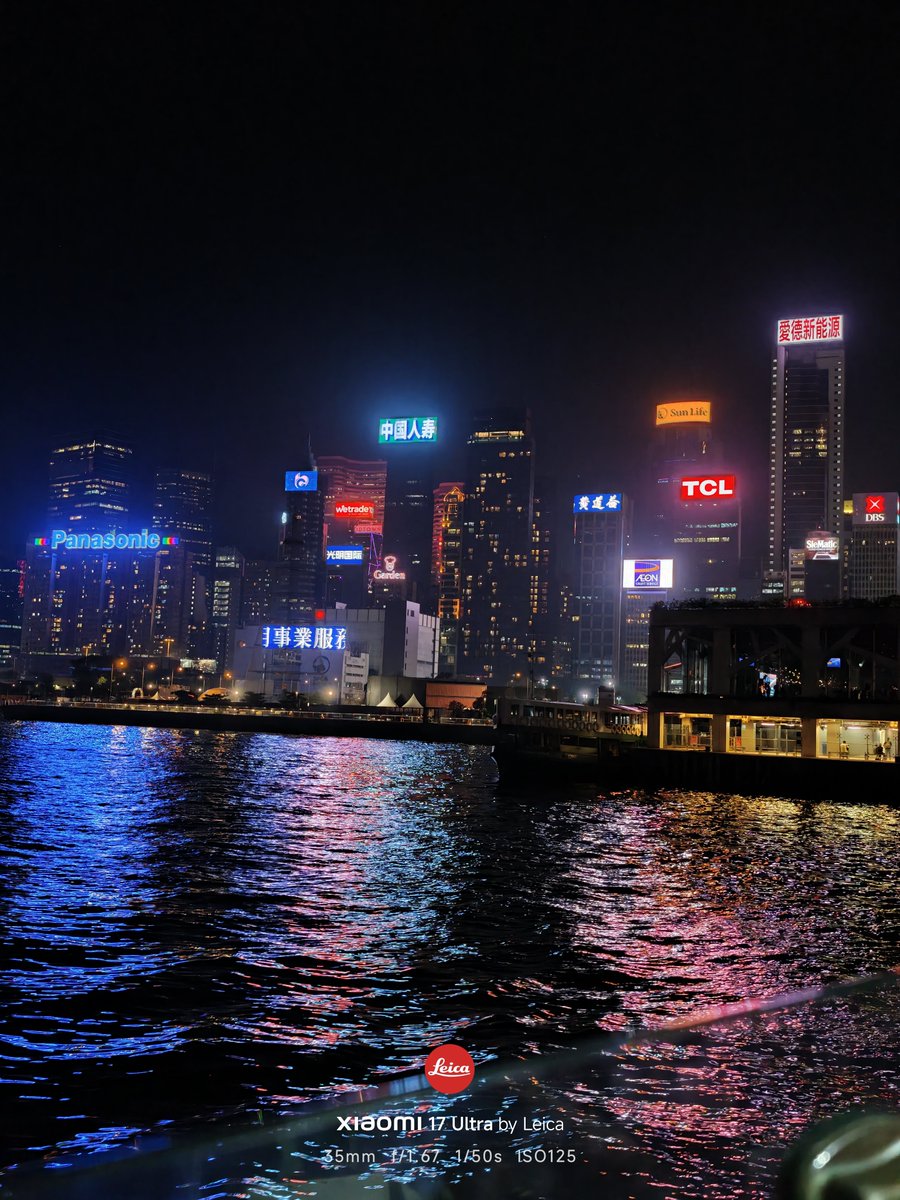 Frankforphones's tweet image. Xiaomi 17 Ultra Leica Edition vs Oppo Find x9 Ultra Hassleblad

35mm and 46mm

LOFIC Vs 200MP

Your choice? 🤔

#oppofindx9ultra @oppo @OPPOIndia @OPPOJapan
#streetphotography #shotonsnapdragon #xiaomi17ultra