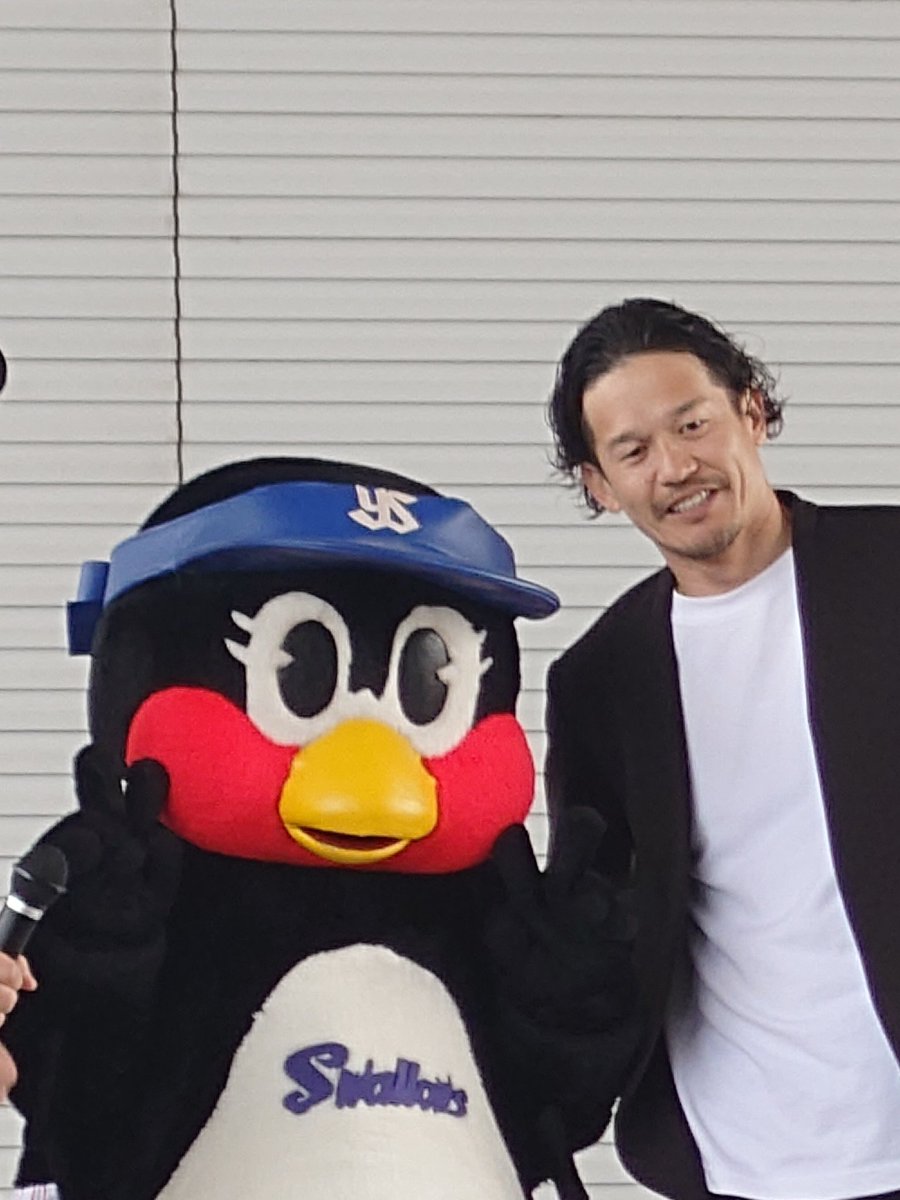 みーこ tweet media