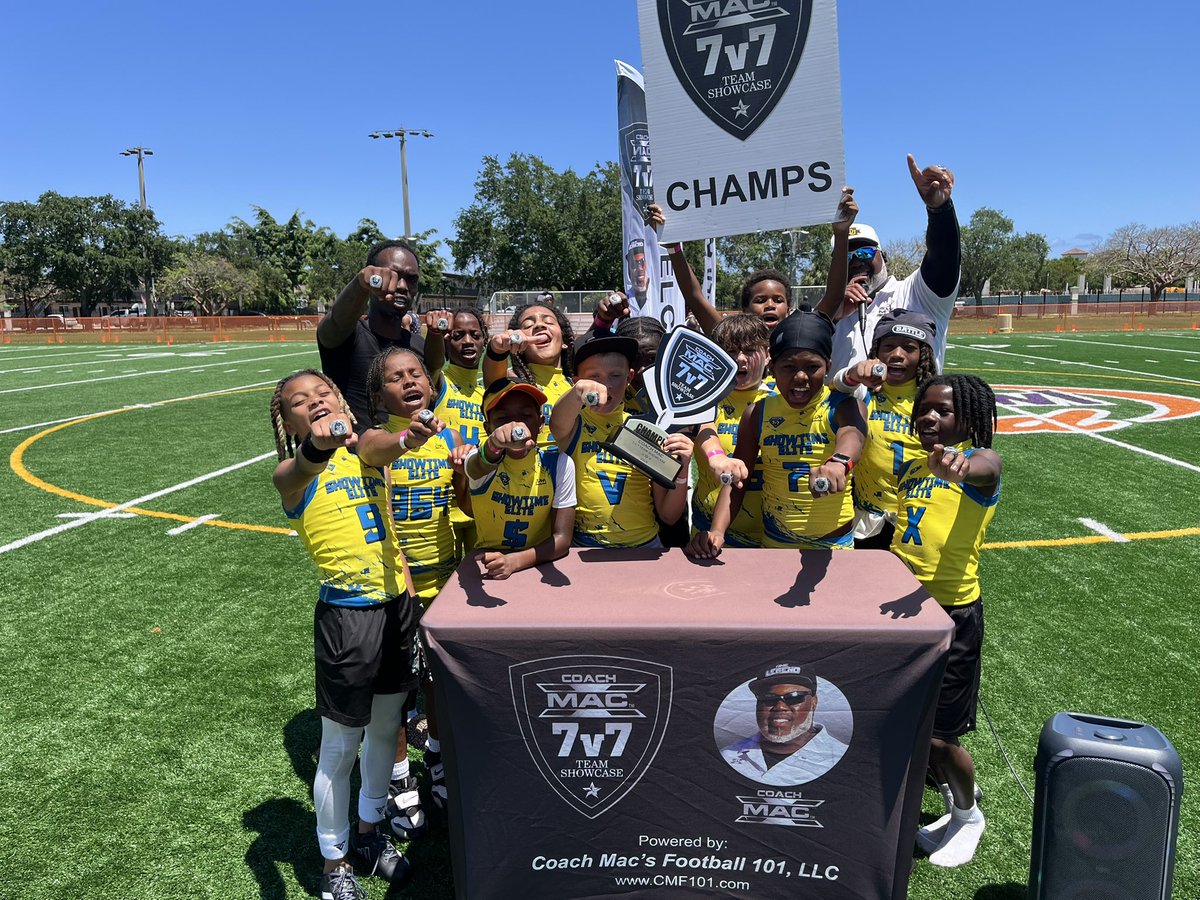 JuicemanKyle5's tweet photo. 9 years old but a 11u champ, was fun playing up this weekend an challenging myself #CoachMac7v711uChamps https://t.co/hJ7OmpDRQx