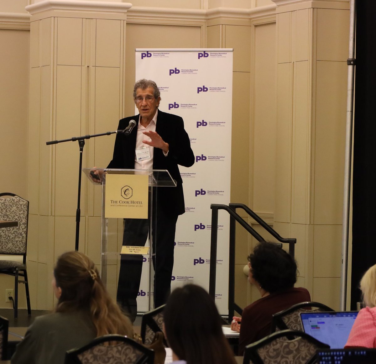PBRCNews's tweet photo. Professor Emeritus at the University of São Paulo Dr. Carlos Monteiro (@CMonteiro_USP), who coined the term ‘ultra-processed food,’ presented “UPF Story So Far: History, Definition, Evidence of Health Impact” at our spring scientific symposium #Solutions #CellsToSociety #PBRC https://t.co/fm08d5Yiyy