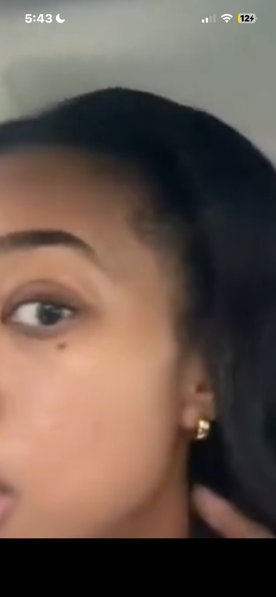 𝐧𝐢𝐜𝐤𝐢’𝐬 𝐠lock tweet media