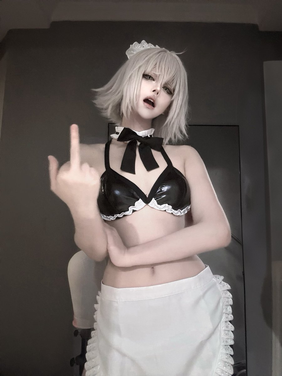 ddddddove tweet media