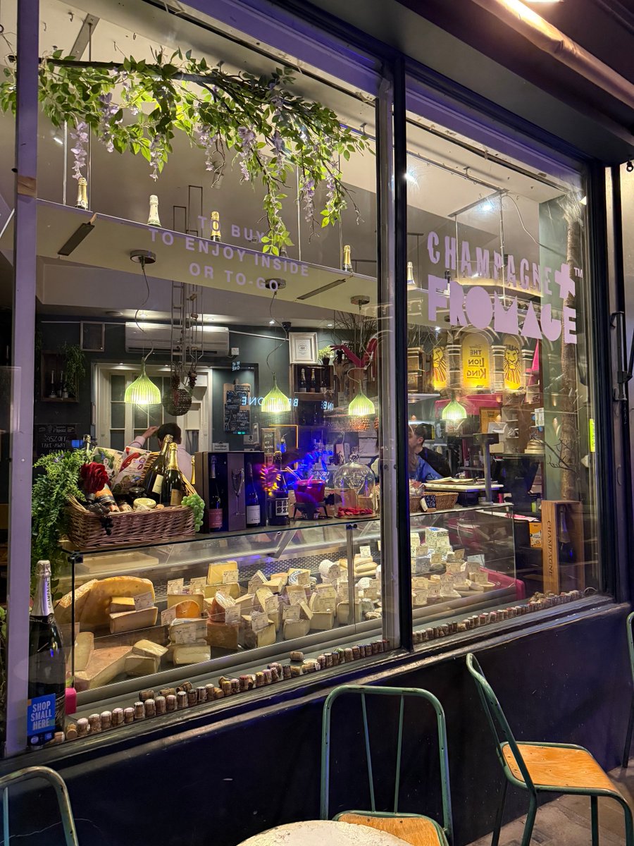 Becs 🍉 tweet media