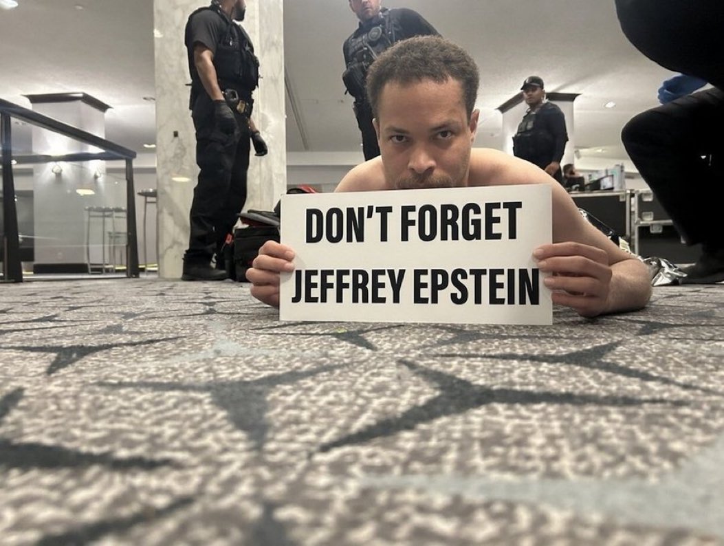 •spooki•girl•cassiopeia•™ tweet media