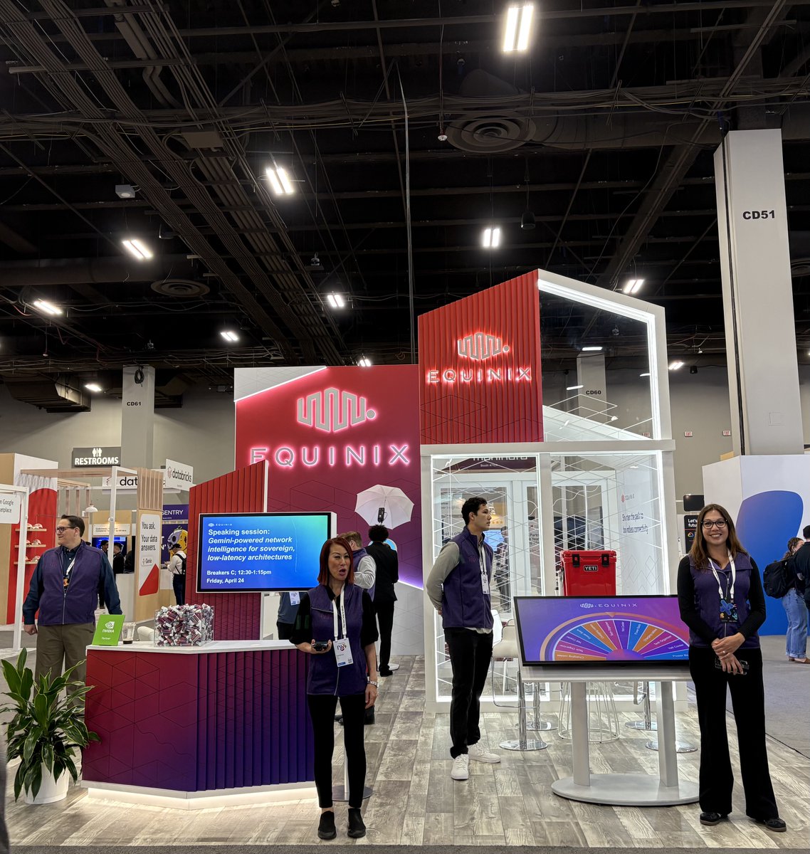 Equinix's tweet image. Thanks for stopping by our booth at #GoogleCloudNext. We covered Google's largest Cloud Interconnect partnership, Distributed AI™ Hub, Fabric Cloud Router, and Gemini-powered network intelligence.

eqix.it/3pEI8Nq #GoogleCloud