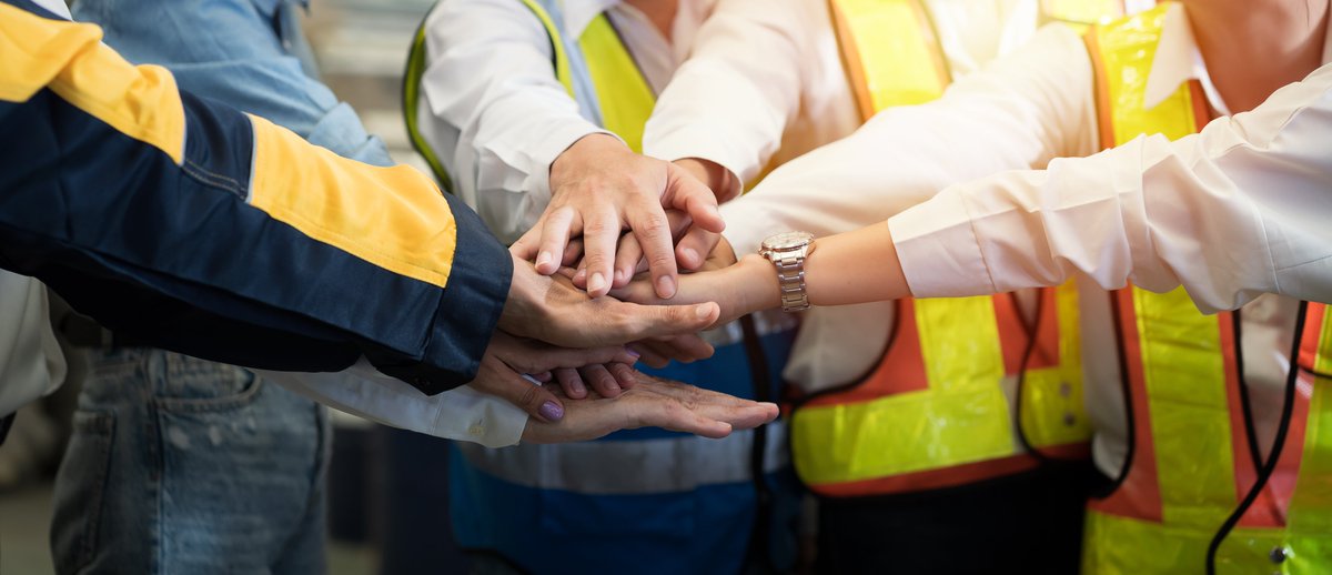ScottHulseLaw's tweet photo. ScottHulse Attorney Richard Hunt provides the answer to the question, “What must be considered when owners of a company hire their minor children as employees to perform services for compensation?"

Read the new legal update at https://t.co/0uQisBbgQ4. https://t.co/LM80BJgl9w