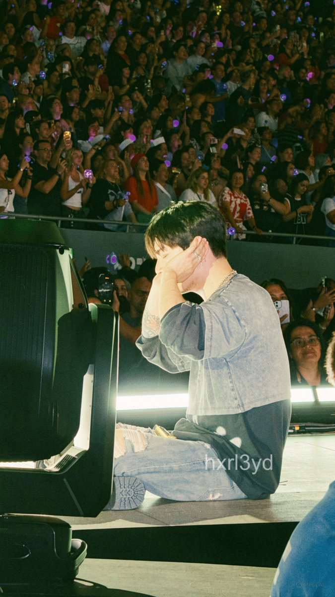 pjmxhr's tweet photo. 250426 Jungkook Tampa Day 1 

#BTS_ARİRANG #JK #JUNGKOOK 
cc: me on insta https://t.co/qUKem8L8FI