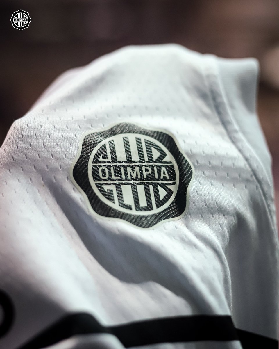 El escudo que defendemos, la historia que representamos.

🤍🖤🤍