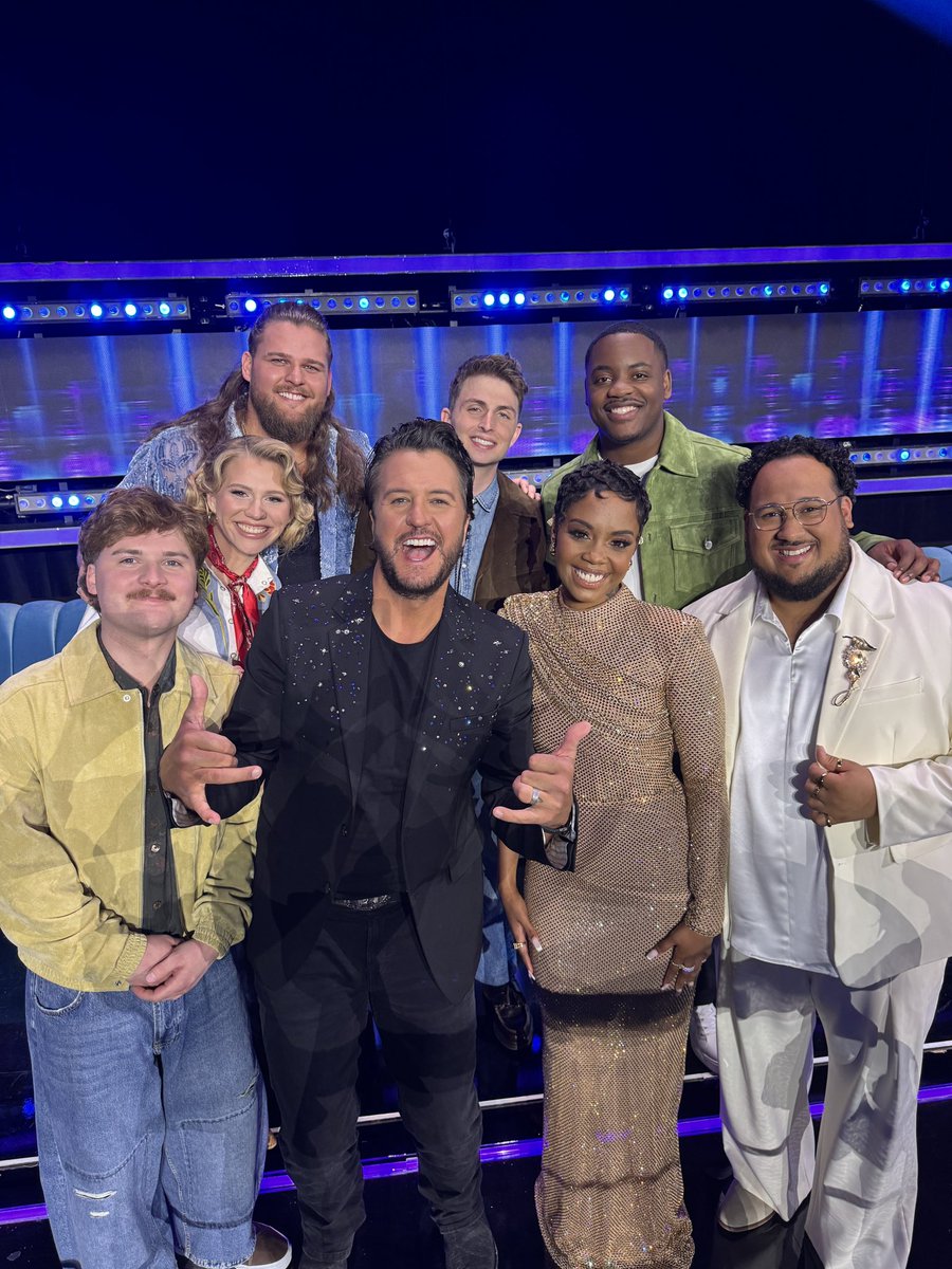 lukebryan's tweet image. Excited to hear the #idol Top 7 sing some #TaylorSwift. What songs are y'all hoping to hear?