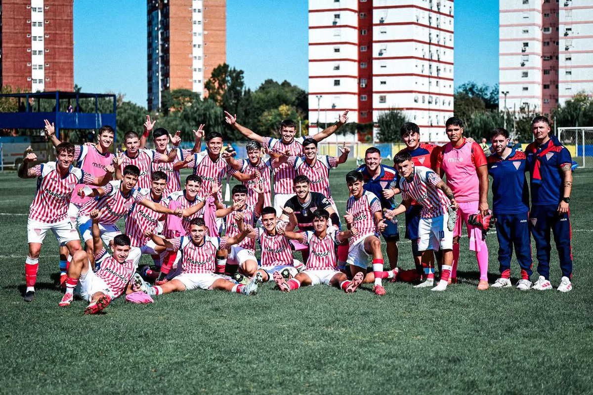 juanfacundo83's tweet image. MAÑANA ‼️ #AFA #Fútbol #Reserva
#BNacional #LosAndes🇦🇹

🏆 #TorneoPrimeraNacional
🗓 Fecha 2° - Martes 28/4 ⏱ 11 hs.
⚽ #LosAndes @clublosandes vs. #Almagro @almagroficial
🏟 Eduardo Gallardón