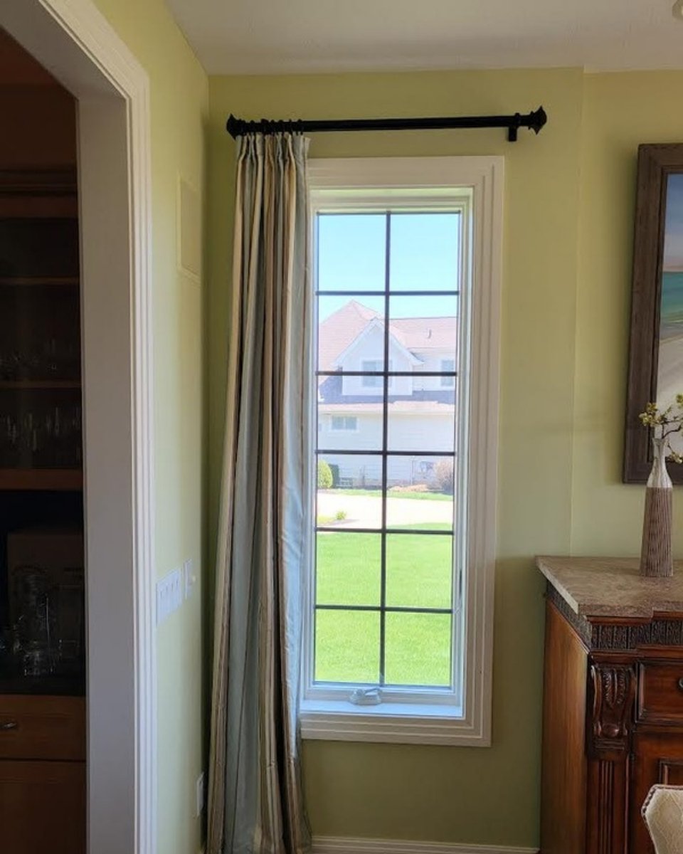 Suntrol's tweet photo. Beat the heat without blocking your view using advanced solar control film!

📞(216) 663-0801
🌐https://t.co/qgy2723EmD

 #SolarControlFilm #HeatReduction #WindowFilm https://t.co/7sklDgIrM2
