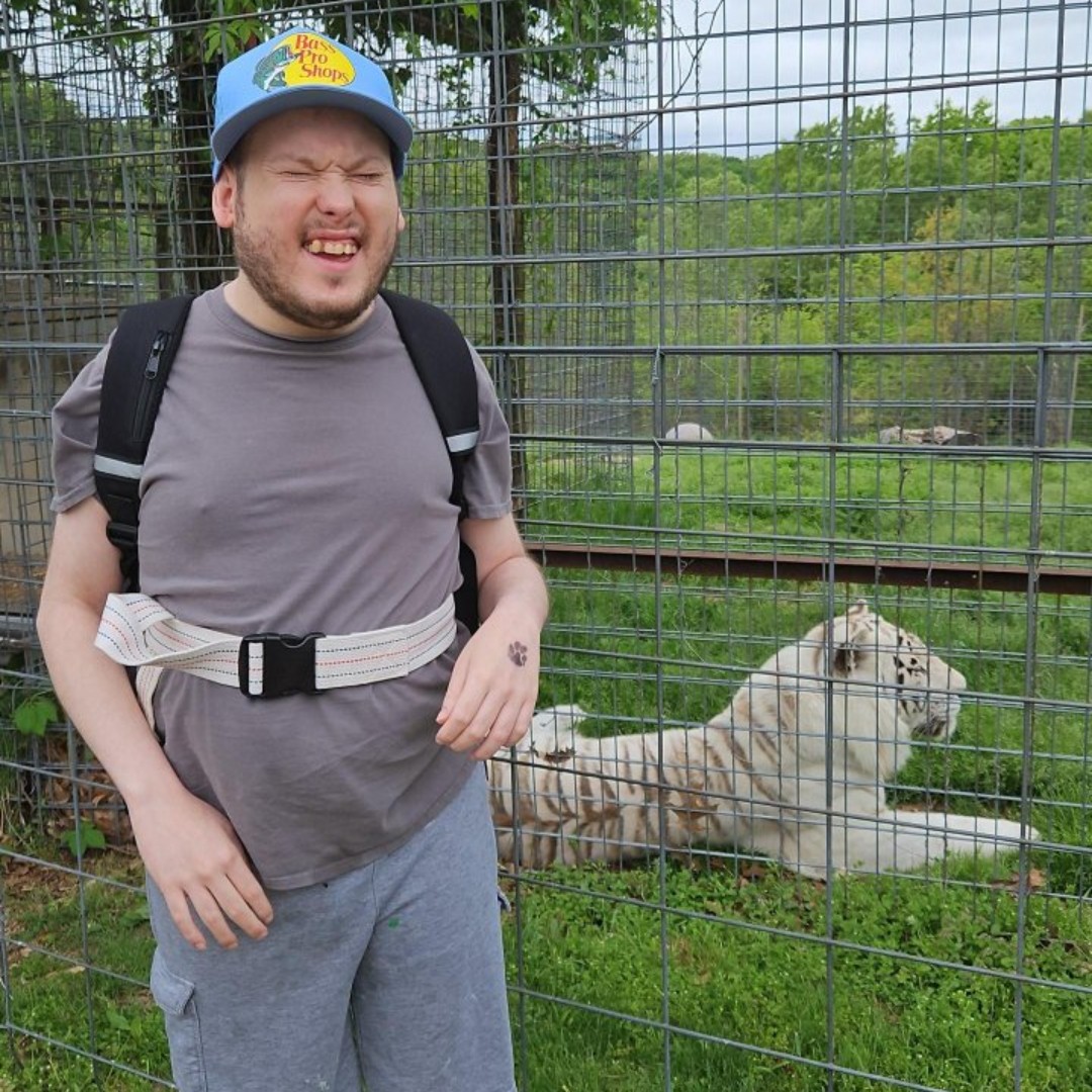 arcoftheozarks's tweet image. Kevin had an unforgettable day at National Tiger Sanctuary thanks to generous donated tickets! 🐯🦁 He got up close with incredible big cats, enjoyed every moment, and made memories that will last a lifetime. #Gratitude #MakingMemories
