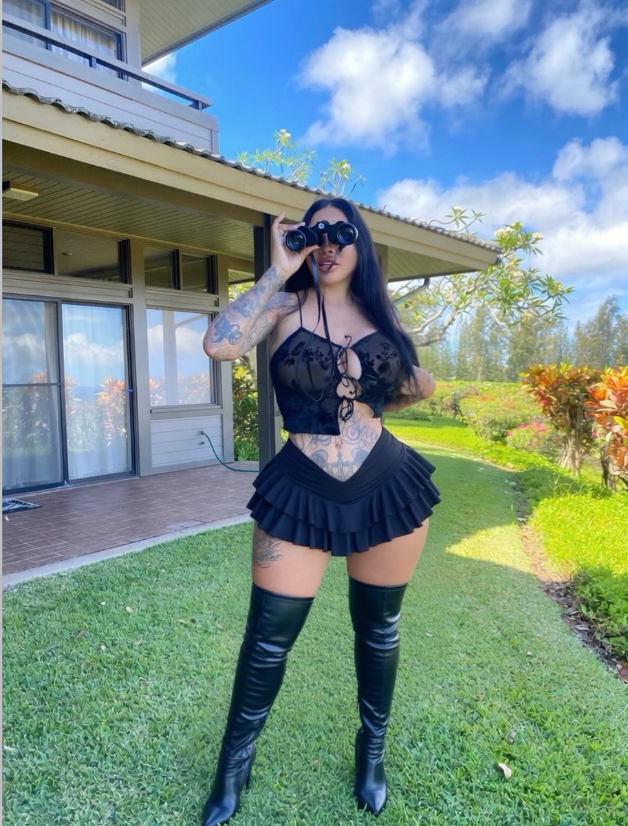 Brittanya Razavi tweet media
