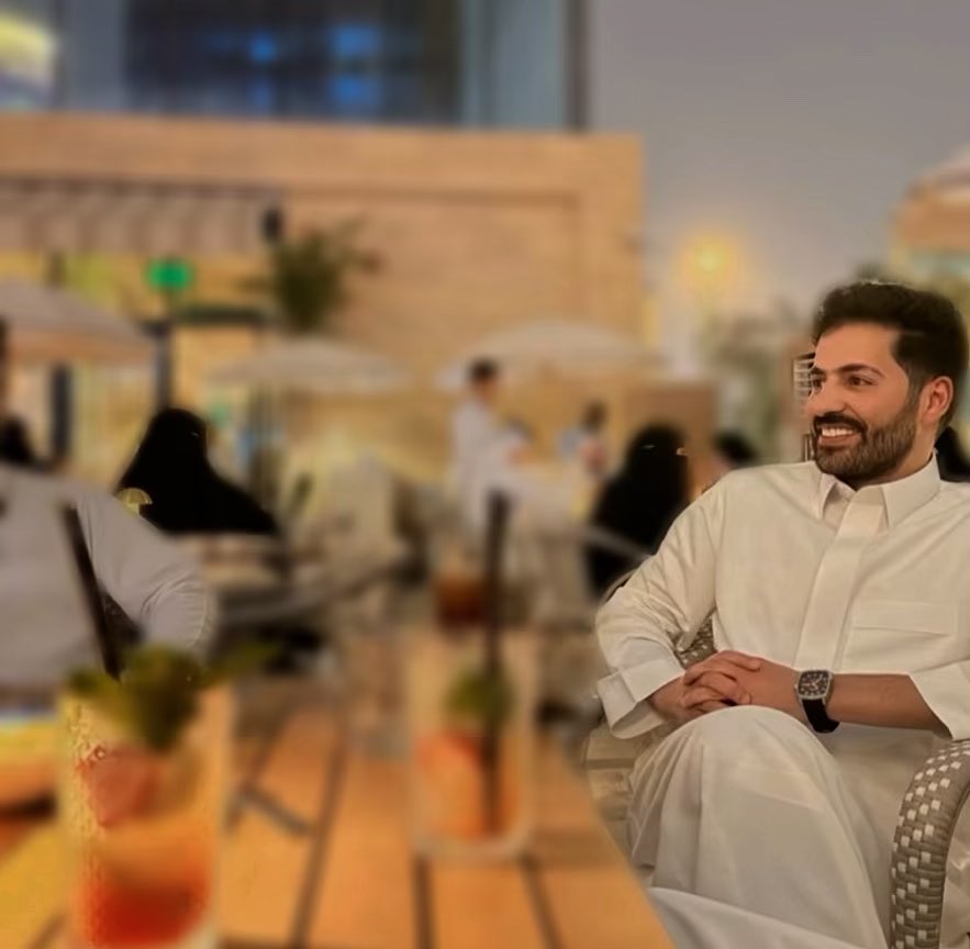 مايشبهك إلا تفاصيل المطر
شوفتك نادره بس تسعد بـلد🤍
<a href="/sultanal_enaz/">سلطان العنزي</a> || #سلطان_العنزي