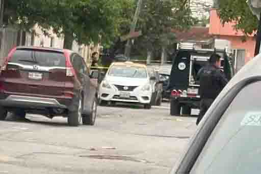 RaulGtzNR's tweet image. 🚨 La Fiscalía de Nuevo León detuvo en #Monterrey a Heriberto “N”, señalado como presunto implicado en el homicidio del policía municipal de Juárez, César Jiovany Analís Fabián, ocurrido el 17 de abril en la colonia Infonavit Francisco Villa.
 #NuevoLeón #QEPD 
#Nacional