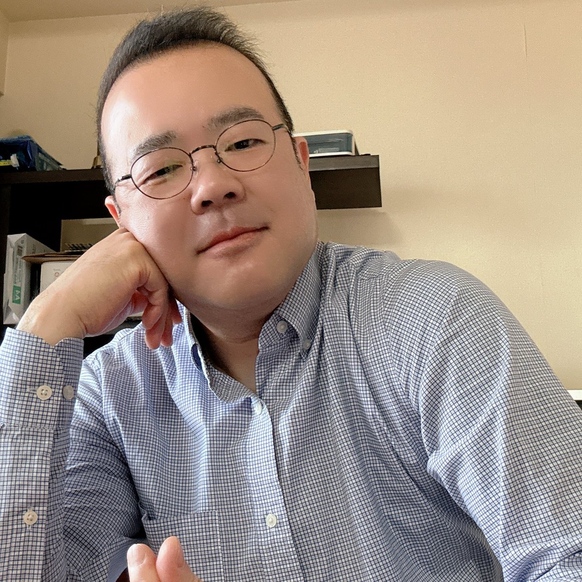 じろう tweet media