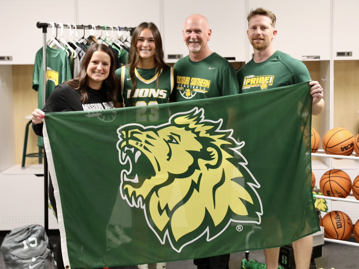 kenleyc2027's tweet image. After a great visit with @MssuWbb I am extremely blessed and honored to receive an offer to play at the next level! Thank you @Coach_BPorter , @CoachRessel , @coachbecks_ and team for a great day! #LionPride #AGTG