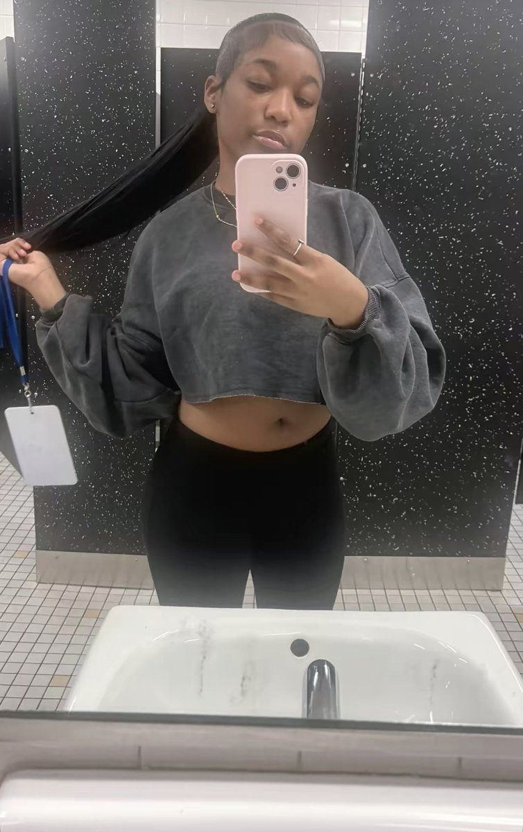 Strokecrzy tweet media