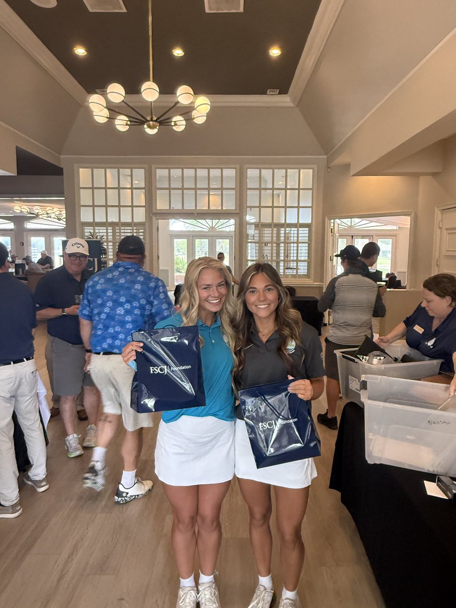 fscj_vb's tweet photo. On the green at the 2026 FSCJ Golf Classic—Manta Rays Volleyball proudly representing FSCJ Athletics ⛳️ https://t.co/MejodZPCKC