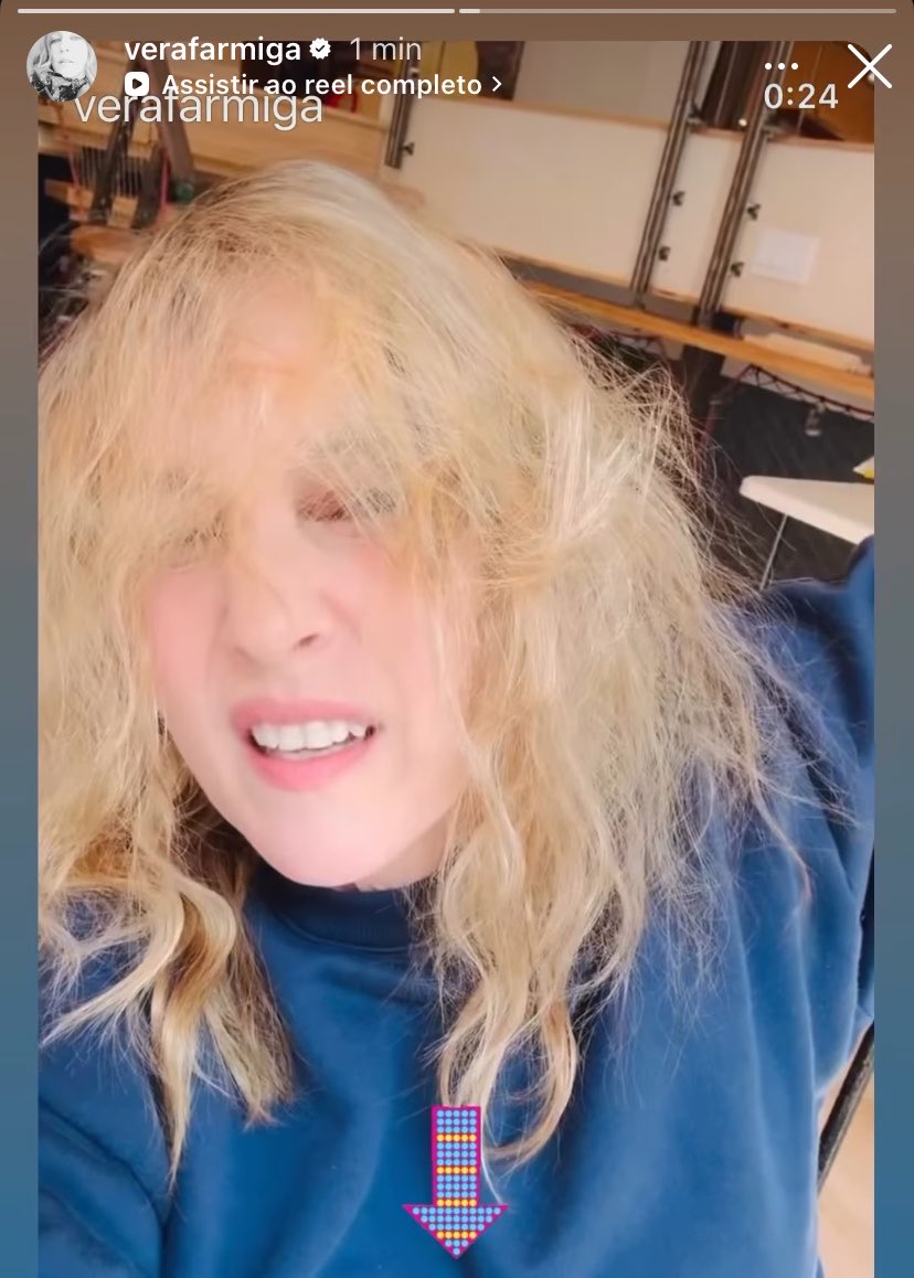 Vera depois de passar 12 horas de cabelo penteado e hidratado.