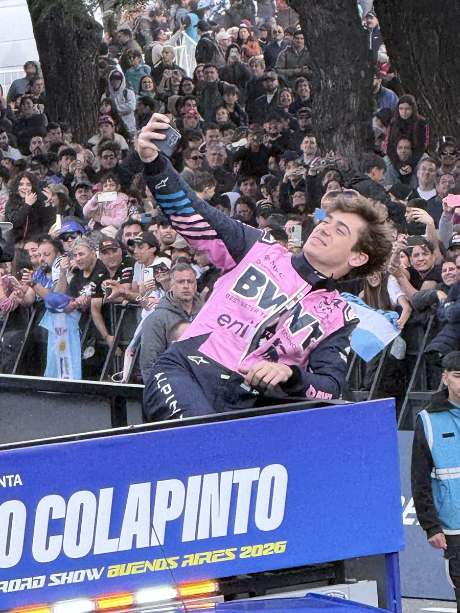 sebacrespo's tweet photo. @AlpineArg_ 🤳🏼 https://t.co/eb5EnoOTsR