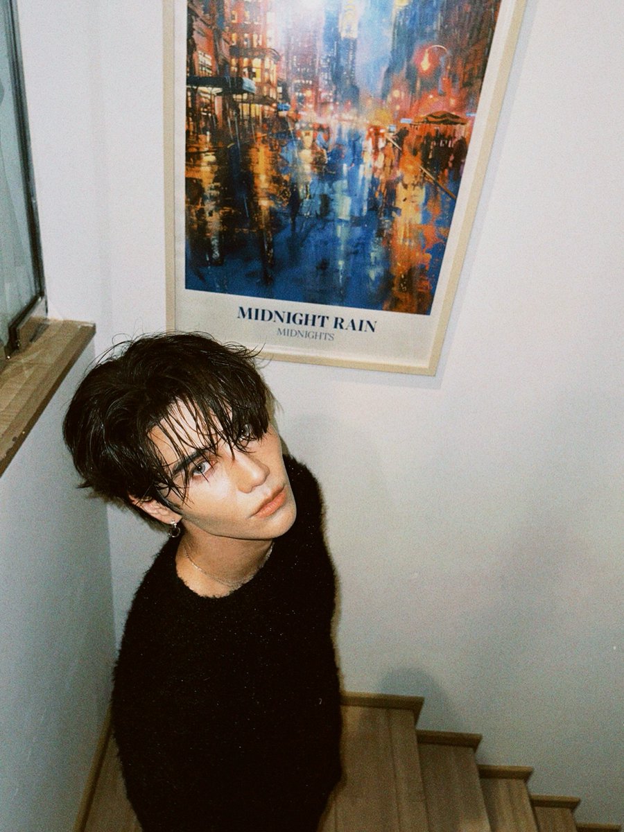 JeffBarcodeBR_'s tweet image. 📷 27.04.26 ♡ Feed IG ♡ @.jeffsatur 

SERVINDO FACE CARD Jeff atualizou seu IG.

💬; Batata frita a meia noite 
#Jeffsatur #Saturdayss @jeffsatur