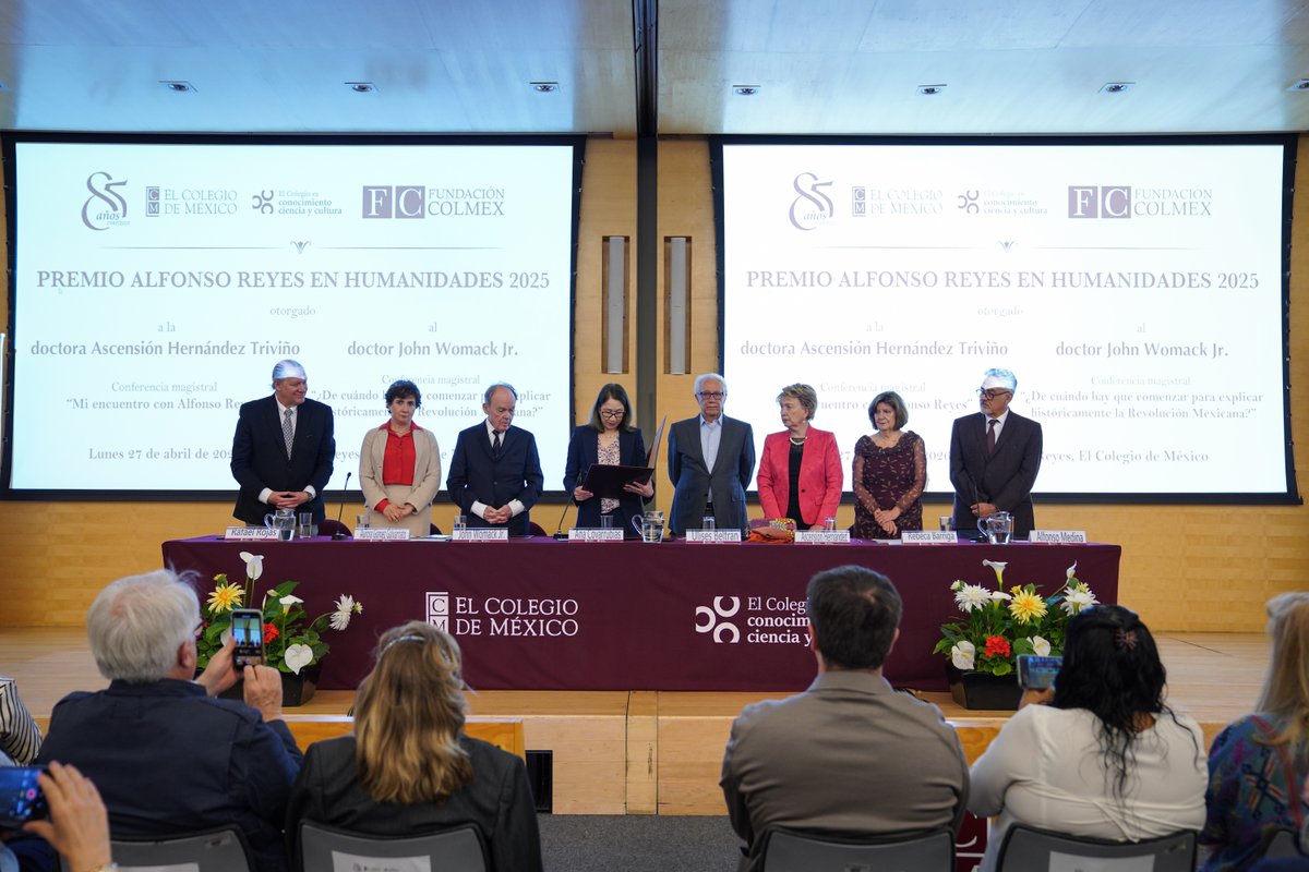 El Colegio de México tweet media