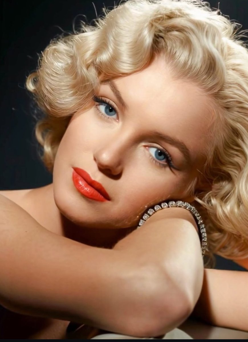 MarilynSpirit's tweet photo. If it doesn't open, it's not your door. https://t.co/auEChglOop