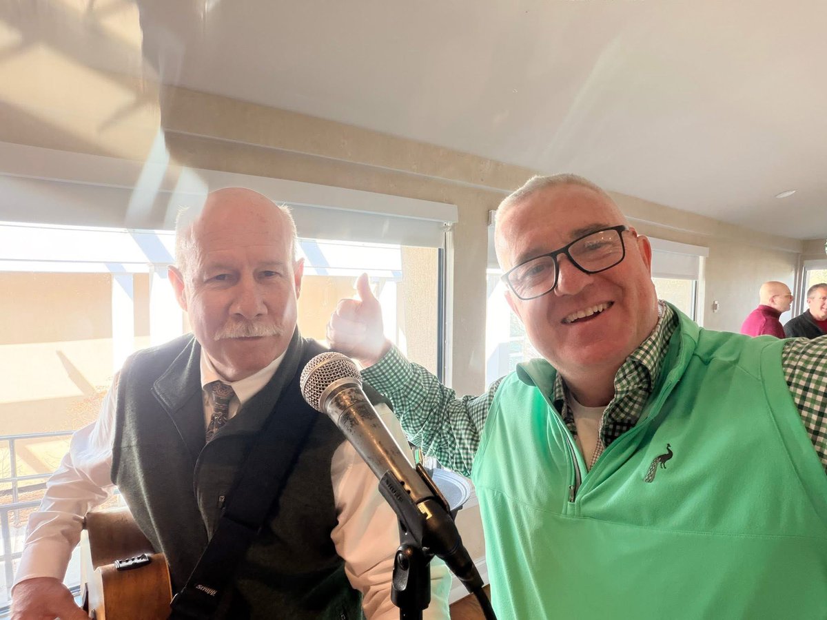 BradenMchugh365's tweet image. Nice meeting you #Tesla #ElectricVehicles #SustainableEnergy #ModelS #Model3 #Innovation #CleanTech #FutureOfTransport #EVRevolution #TeslaCommunity