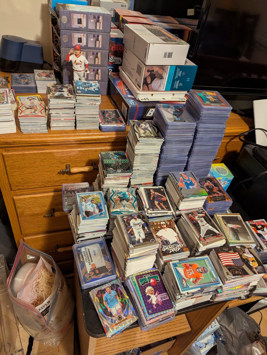 CrossroadsCardShop tweet media