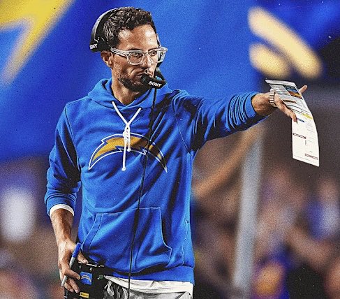 TinoFromTheQ's tweet photo. Chargers are building this offense in Mike McDaniel’s vision.

Athletic IOL: Slaughter, Biadasz, Strange

Speed at RB (Mitchell) + WR (Thompson)

Ingold + Kolar in key blocking roles

Built to win with movement and space. https://t.co/W37VDxbwv7