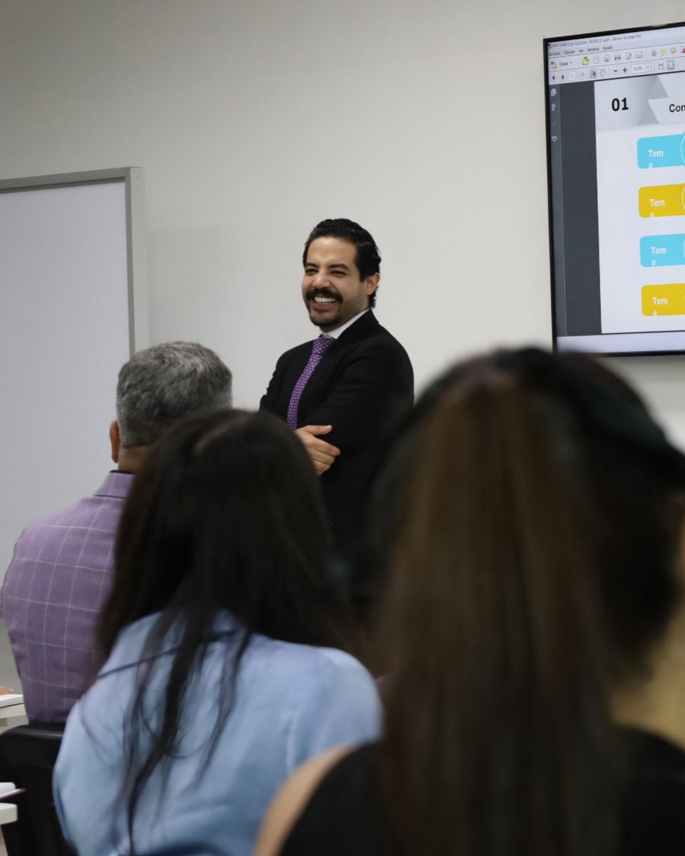 YosoyJuanJaime's tweet photo. Hoy inicié como docente en el Curso Básico de Formación y Preparación de personas secretarias del #PJF de la mano del @OAJ_Mex a través de la @ENFJ_mx.
Imparto “La función judicial”, con la convicción clara de que la justicia exige perfiles técnicos y éticos. https://t.co/kKwinAbkgK