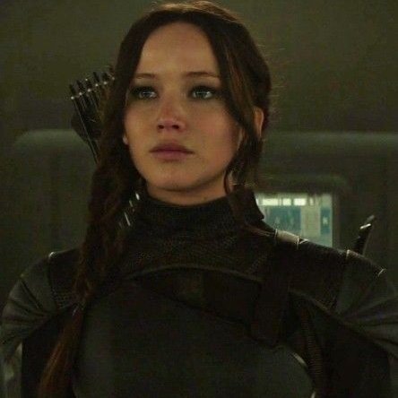 colladitos's tweet photo. how does pinterest see you? 

the hunger games ship
the hunger games character 
the hunger games district
the hunger games book https://t.co/VUdkecEyfJ