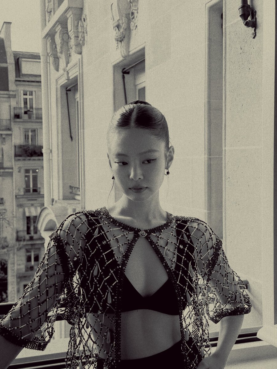 𝓼𝐞𝐥𝐢𝐧𝐞 tweet media