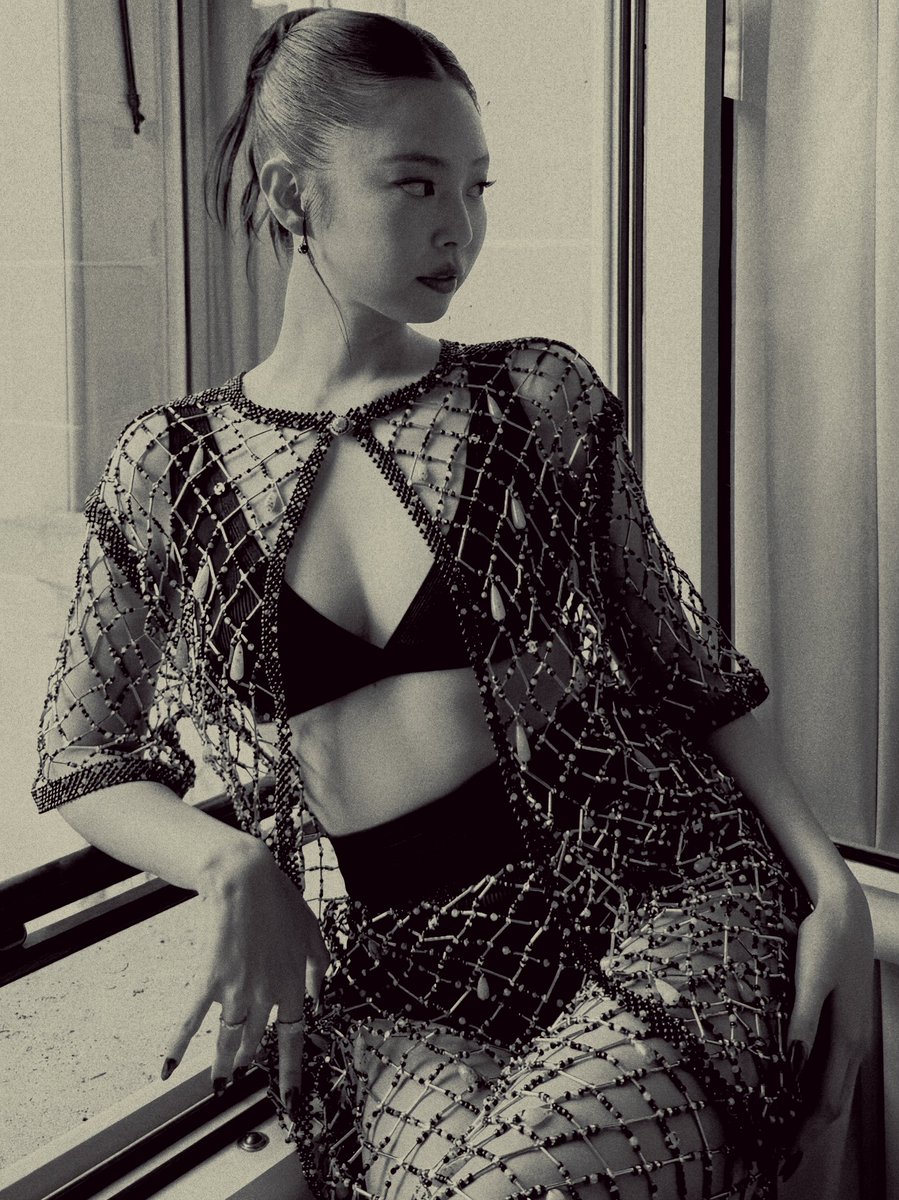 𝓼𝐞𝐥𝐢𝐧𝐞 tweet media