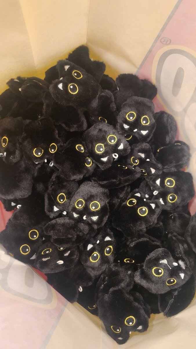 Sushi_Noona's tweet image. Tang ?  👀

#freebies #BTS_ARIRANG_LA