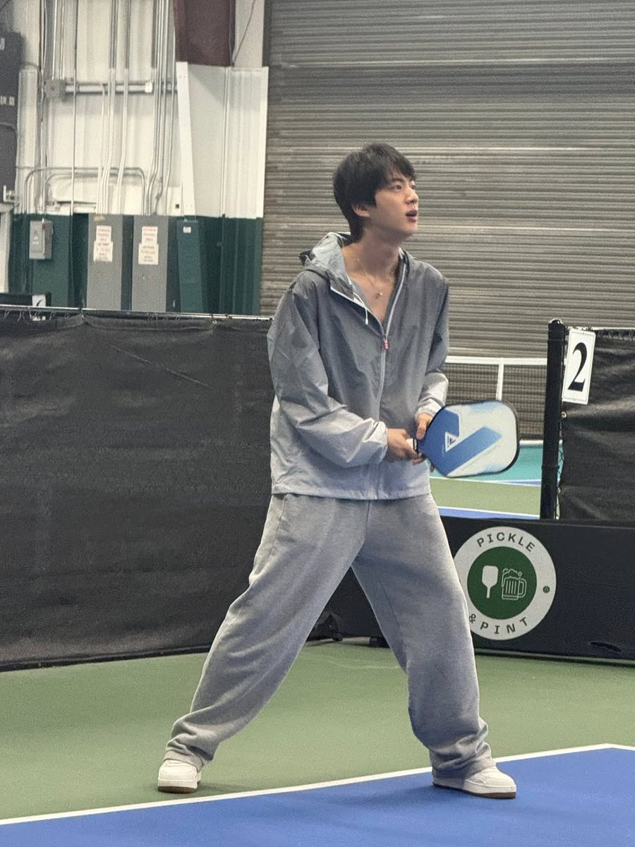 _BTSMoments_'s tweet image. [📸 Instagram Post — #Jin] (3)

(instagram.com/p/DXptge4FjZF/…)